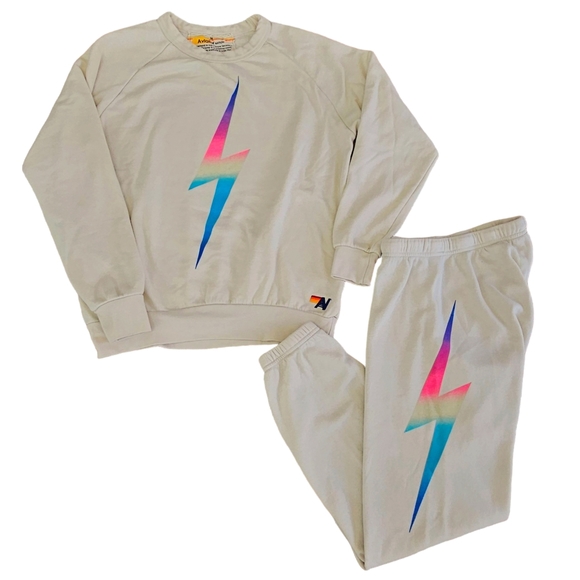 Aviator Nation, Unisex Rainbow Bolt Crew Sweatshirt, Vintage White, Size… - Picture 2 of 5